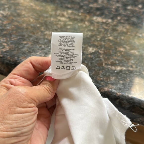 ⬇️ PRICE DROP⬇️ White pants - Picture 7 of 7